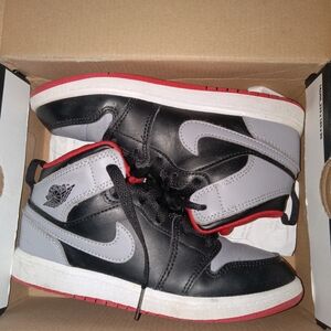 $35 toddler boys Jordan 1 size 1y